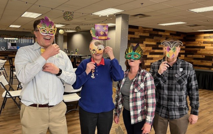 Cannon falls Rotary getting ready for mardi gras